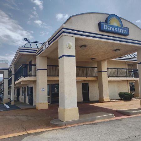 Days Inn Oklahoma City West Exteriér fotografie