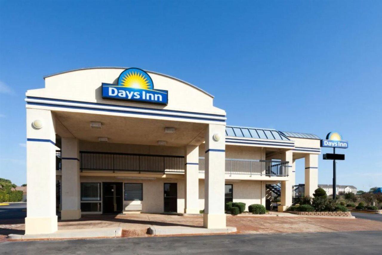 Days Inn Oklahoma City West Exteriér fotografie