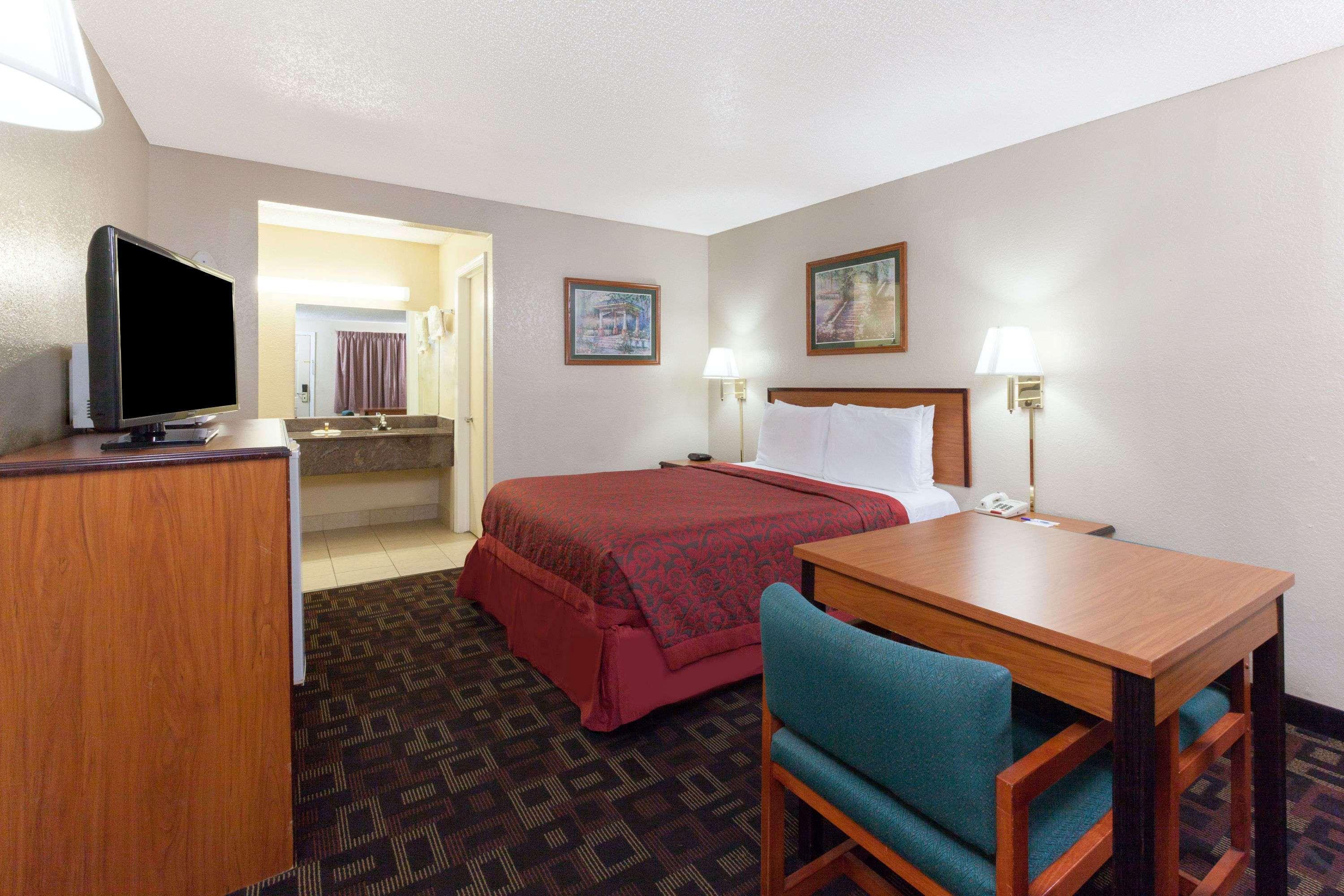 Days Inn Oklahoma City West Exteriér fotografie