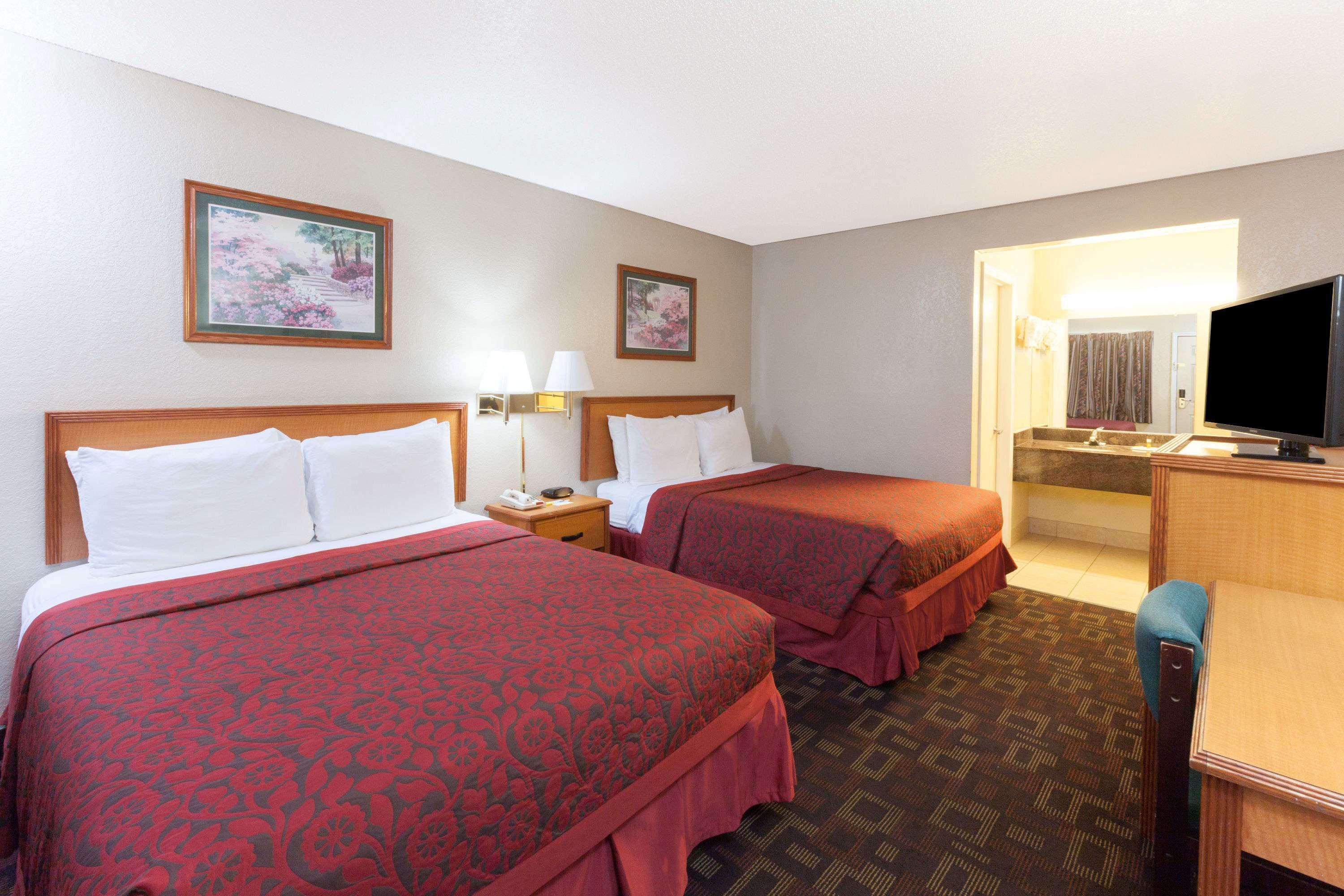 Days Inn Oklahoma City West Exteriér fotografie