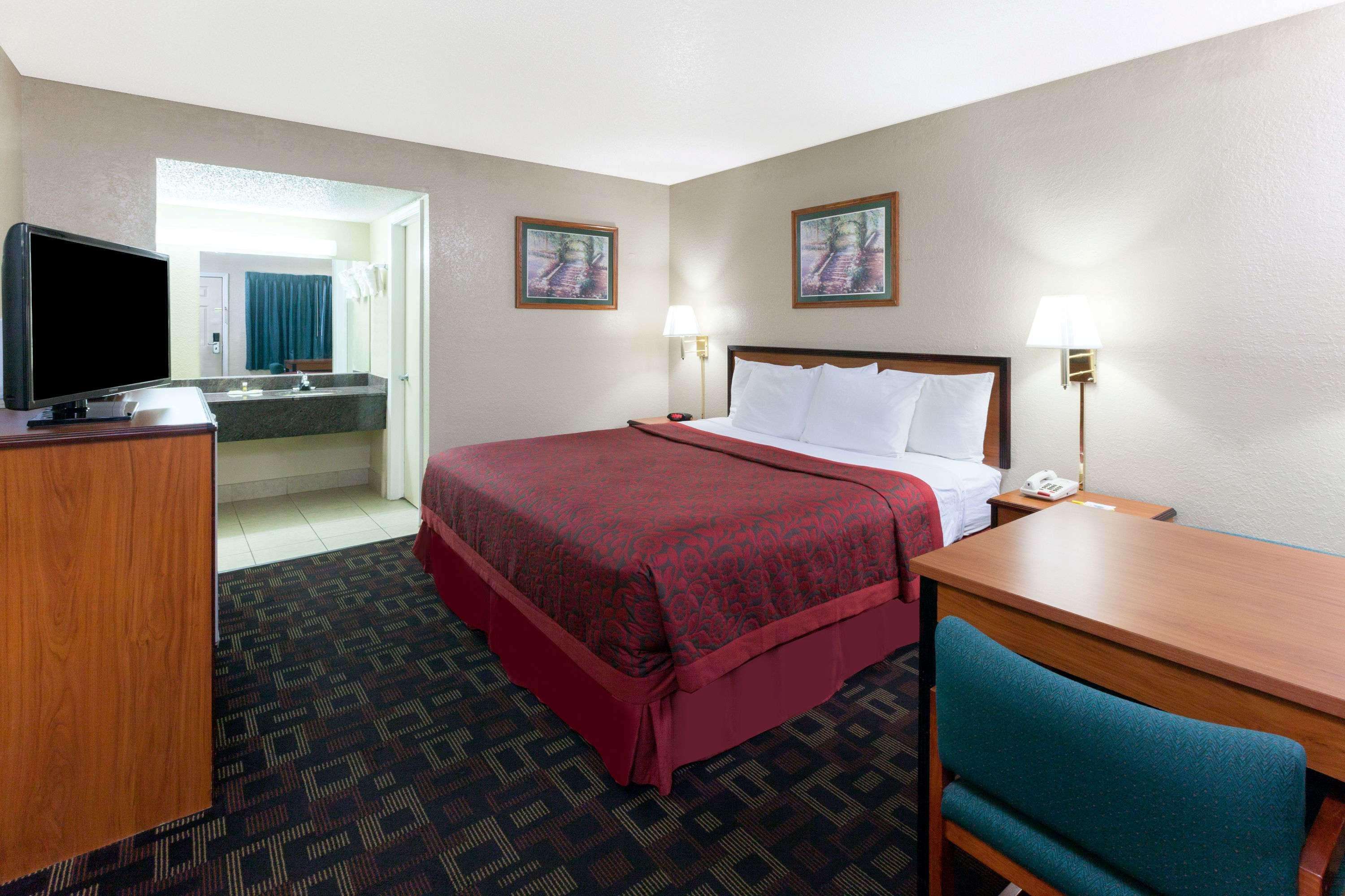 Days Inn Oklahoma City West Exteriér fotografie
